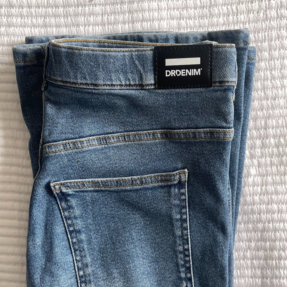 Dr. Denim Moxy Flare Jeans in "Cape Sky Blue"